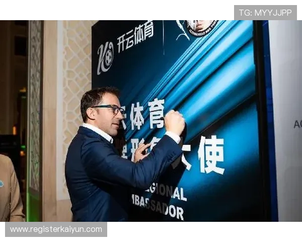 开云平台网站品牌大使皮耶罗的合作亮点与粉丝互动策略全面解析 开云平台网站品牌大使皮耶罗的合作亮点与粉丝互动策略全面解析